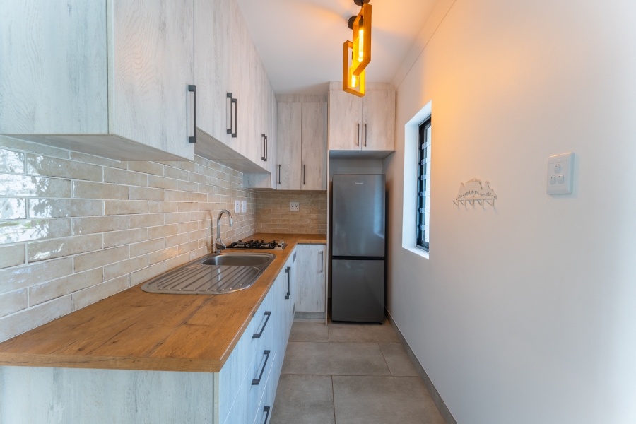 To Let 5 Bedroom Property for Rent in St Francis Bay Village Eastern Cape